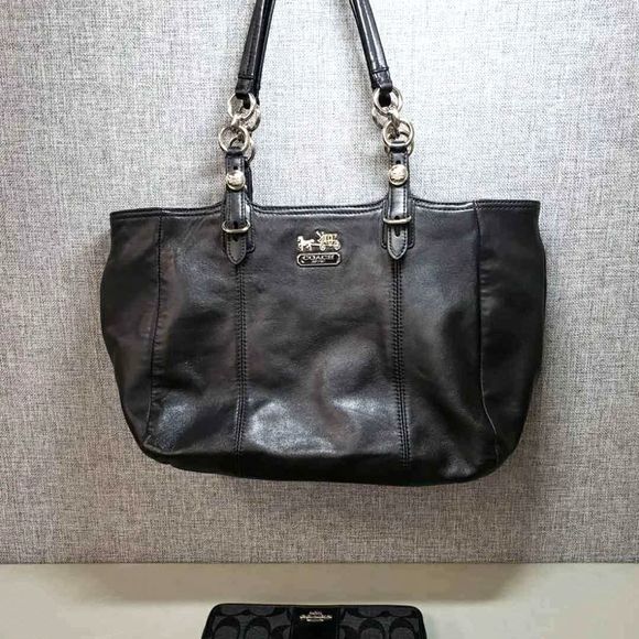 2 Coach Designer Black Leather Shoulder Bag Purse/ Wallet Set Lot Bundle - Picture 1 of 7